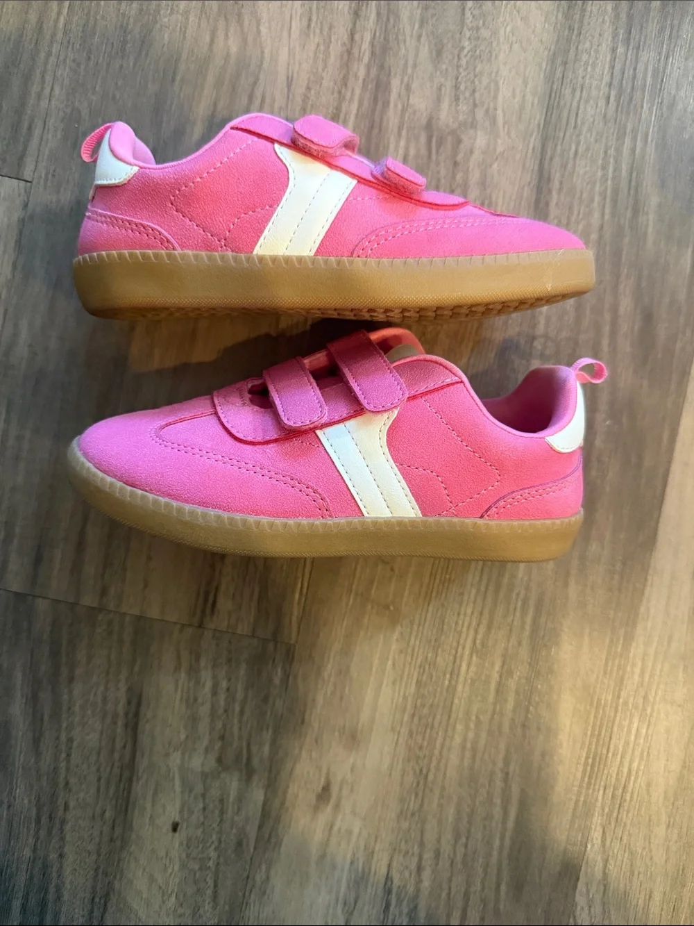 NEW-wonder nation Pink Velcro Kids Sneakers